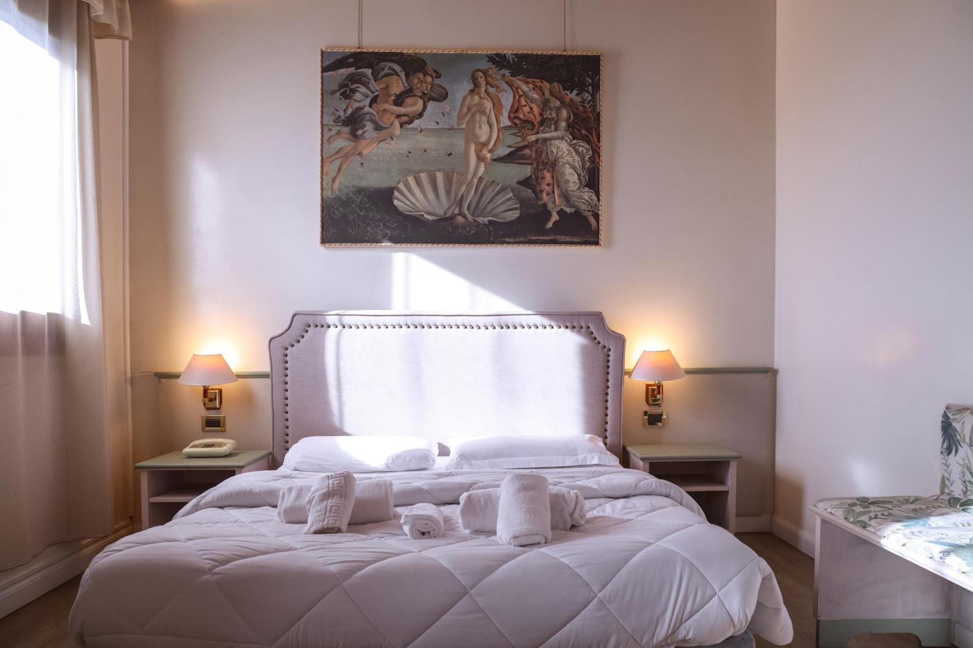 Hotel Villa Sara เมสเตร ภายนอก รูปภาพ
